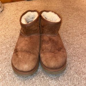 UGG minis